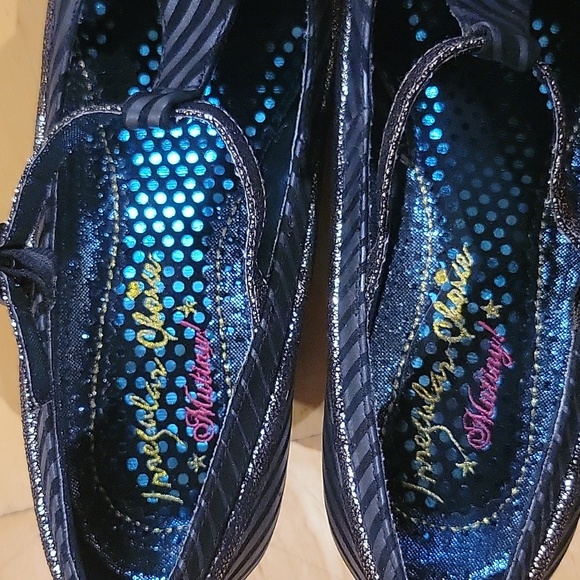 NWOB Irregular Choice Parakeet Black T-strap Shoes 8 - Picture 4 of 5